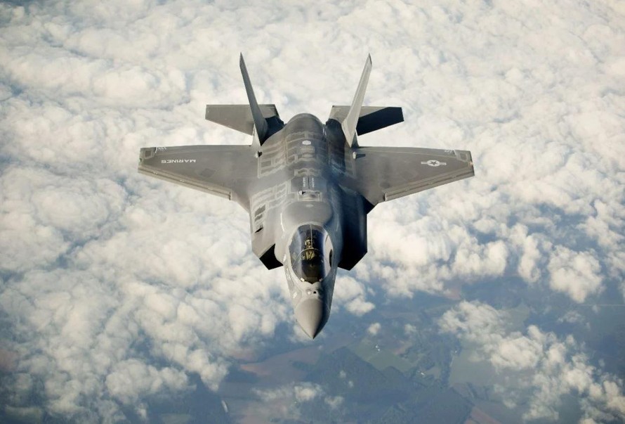Mỹ buộc phải cân nhắc bán tiêm kích F-35 cho UAE vì... Trung Quốc