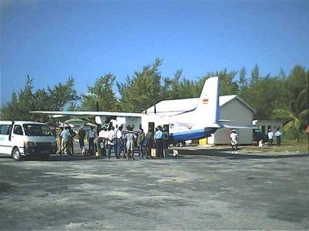 Một sân bay nhỏ trên đảo Agalega