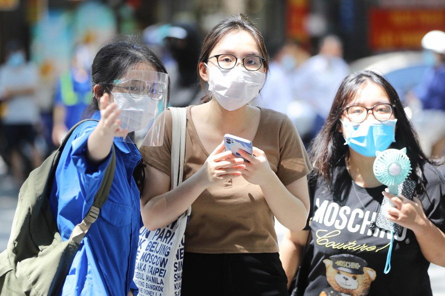 Nhiều trường công bố điểm xét tuyển học bạ: Điểm chuẩn cao nhất gần 30
