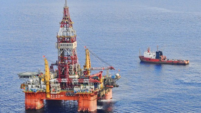  Giàn khoan dầu HD-981 được Trung Quốc trái phép đưa vào khu vực biển Đông thuộc chủ quyền của Việt Nam 