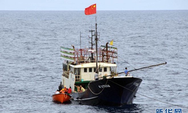 Hiện Trung Quốc vẫn duy trì từ 15-20 tàu cá đánh bắt ở khu vực cách đảo Lý Sơn (Quảng Ngãi) khoảng 55 hải lý về phía đông. Ảnh: Minh họa.