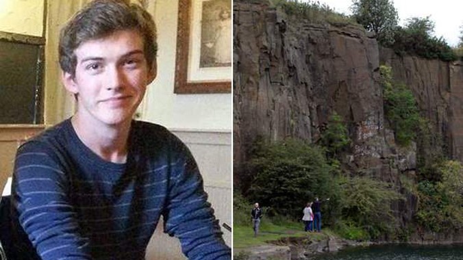 Cameron Lancaster 18 tuổi người Scotland được cho là người đầu tiên chết vì trò thách đố, khi chấp nhận nhảy từ trên cao xuống vực nước sâu