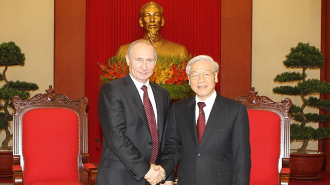 Tổng Bí thư Nguyễn Phú Trọng tiếp Tổng thống Nga Vladimir Putin thăm cấp Nhà nước tới Việt Nam năm 2013. Ảnh: TTXVN.