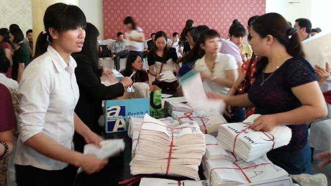 Các Sở GD&ĐT bàn giao hồ sơ dự thi đại học, cao đẳng cho các trường trong sáng nay, 9/5