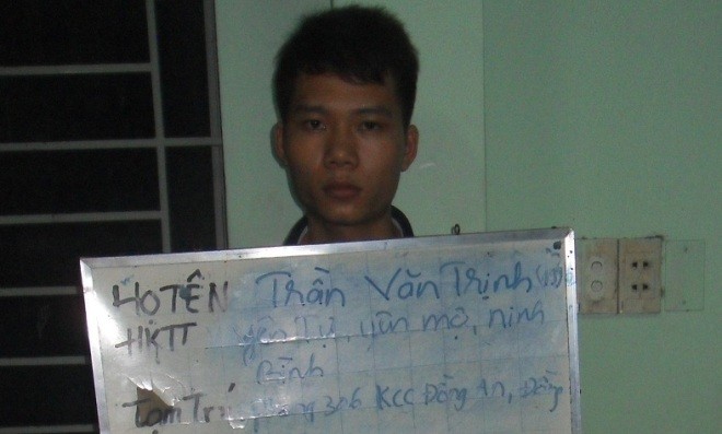 Trần Văn Trịnh bị bắt tại công an. Ảnh: Đông Sơn