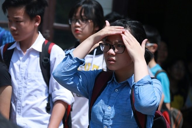 Tranh luận “nóng” về bài thi tổ hợp vào lớp 10 tại Hà Nội