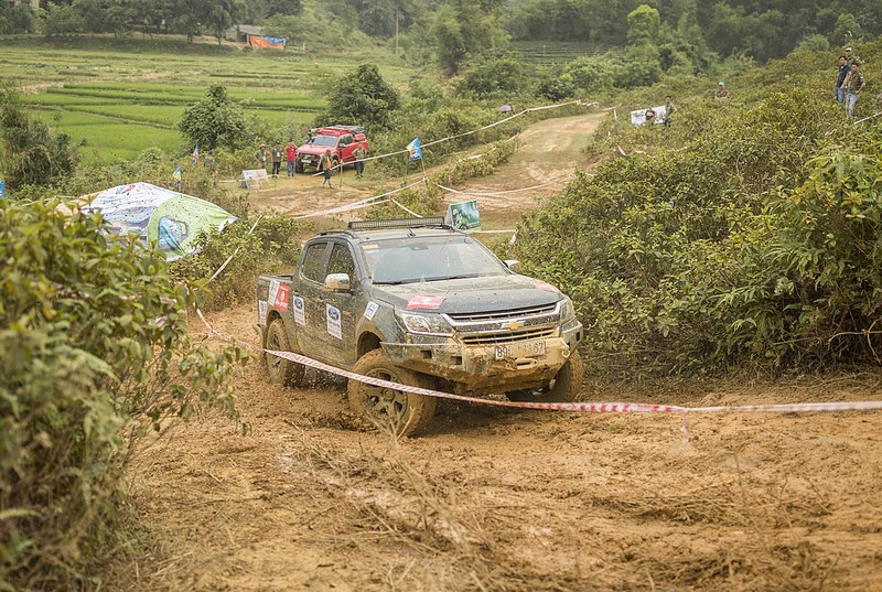 Cuộc thi lái xe địa hình tại Hà Nội