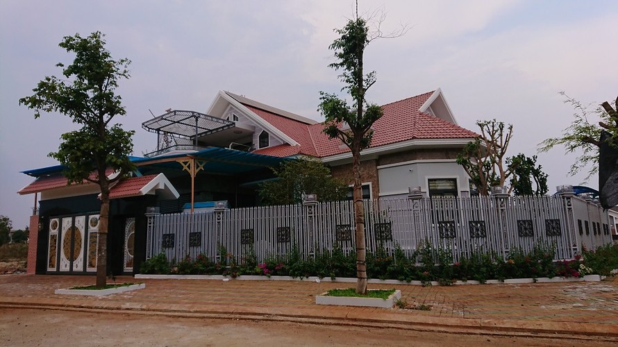 Một căn biệ thự đã hoàn thiện bên trong dự án của Cty Nam Sơn