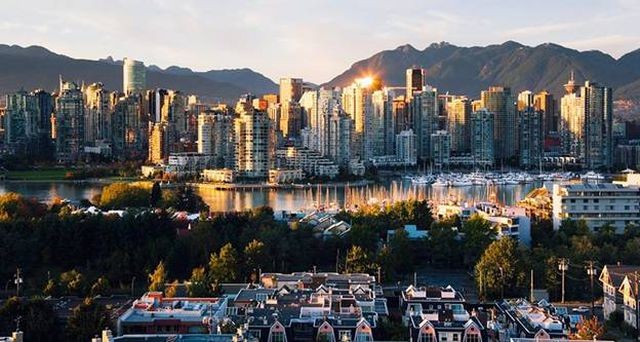 Năm 2016, giá đất tại thành phố ở Canada đã tăng 30%, nhưng giờ đây lại là một câu chuyện khác. Theo Hội đồng Bất động sản Greater Vancouver, trong năm qua, mức giá đã giảm hơn 7%.