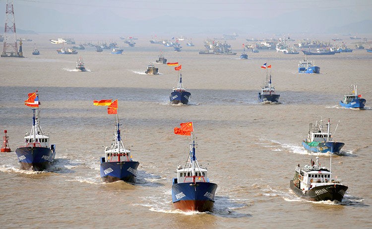 Tàu Trung Quốc hoạt động trái phép trong lãnh hải Hàn Quốc