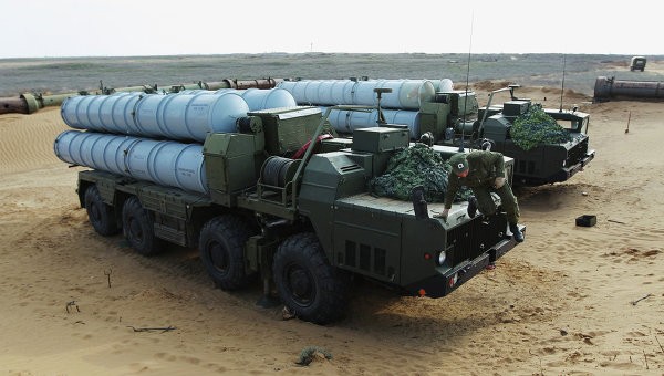 Hệ thống tên lửa S-300 được đưa tới Kaliningrad