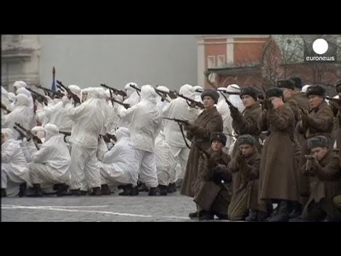 [VIDEO]: Nga tái hiện lễ duyệt binh huyền thoại trên Quảng trường Đỏ