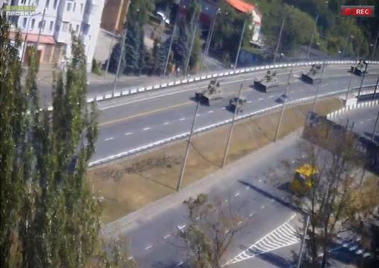 OSCE xác nhận ‘hai đoàn xe quân sự gần Donetsk’