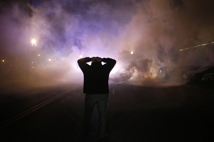 Mỹ: Bạo động bùng phát khi tòa miễn truy tố cảnh sát
