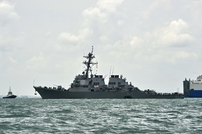 Một năm bốn vụ va chạm, Mỹ tạm dừng hoạt động hải quân khắp thế giới