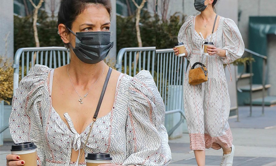 Katie Holmes trẻ trung bất ngờ trên phố với váy boho trễ nải