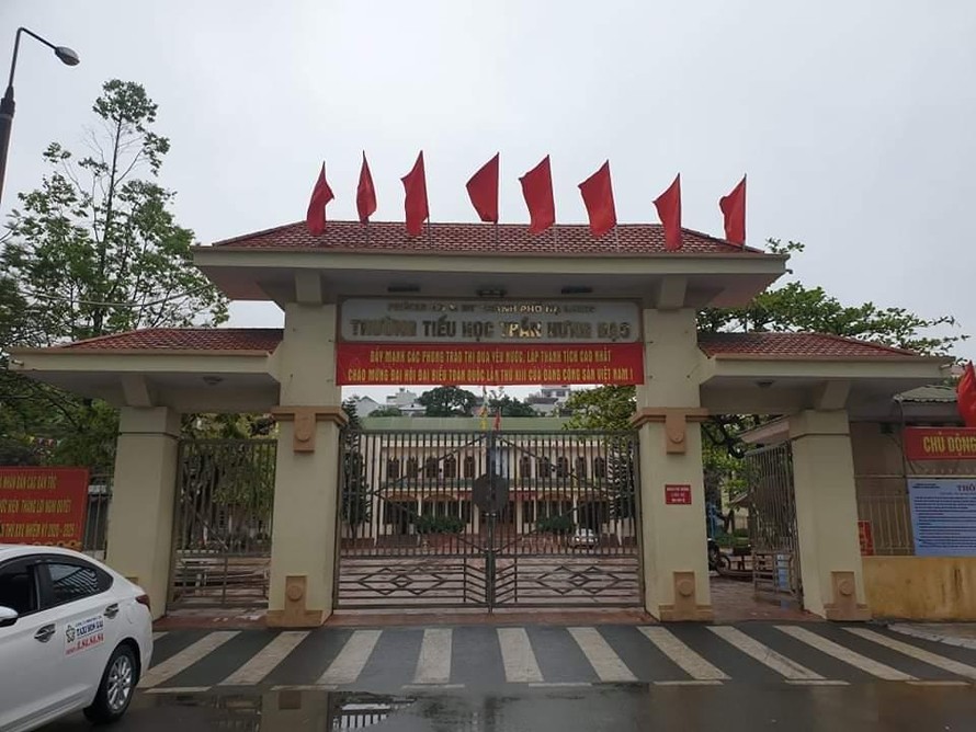 Quảng Ninh có 2 học sinh đi cùng chuyến bay với hai trường hợp nhiễm COVID-19