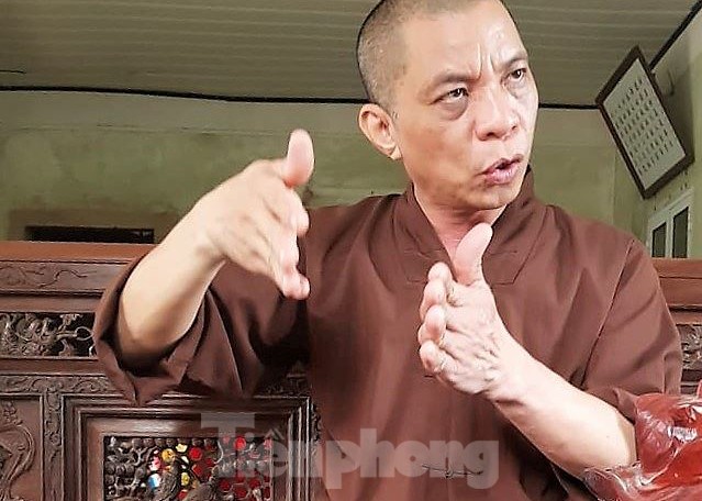Chính quyền lên tiếng vụ sư trụ trì dọa thả chó cắn 'nát mặt' phật tử