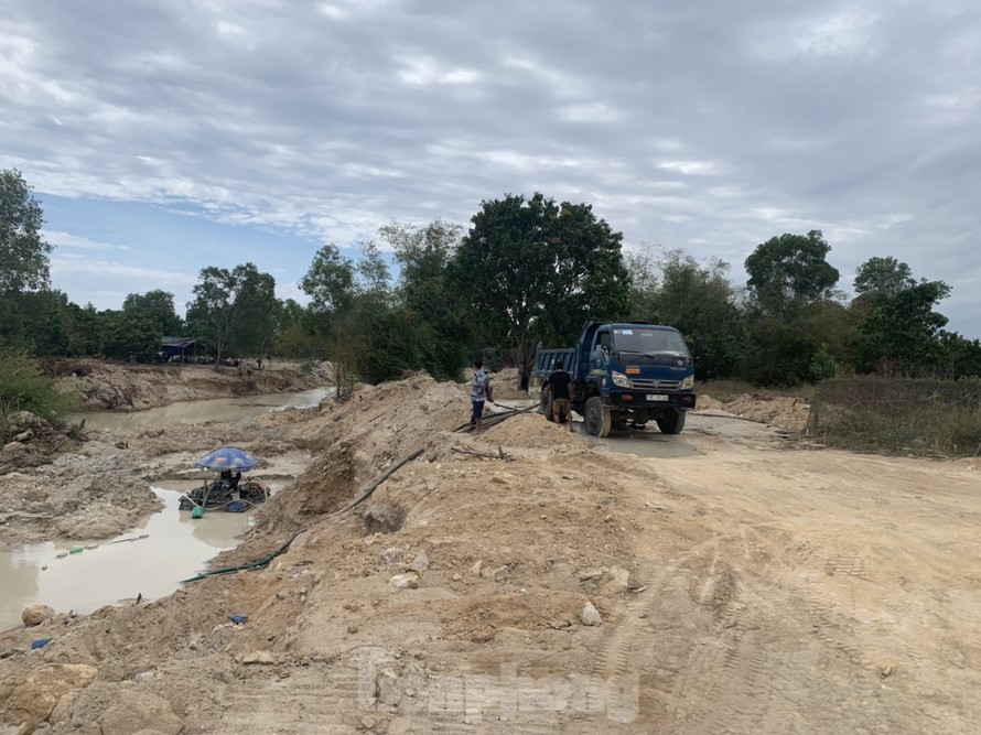 Khánh Hoà: Khai thác tài nguyên trái phép tràn lan, địa phương bỏ lơ?