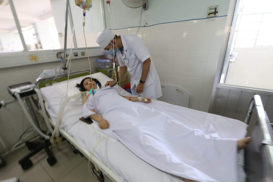 Khánh Hoà: 2 vợ chồng ngộ độc pate Minh Chay phải nhập viện