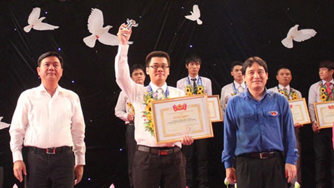 Lễ tôn vinh và trao giải thưởng “Người thợ trẻ giỏi” năm 2014.