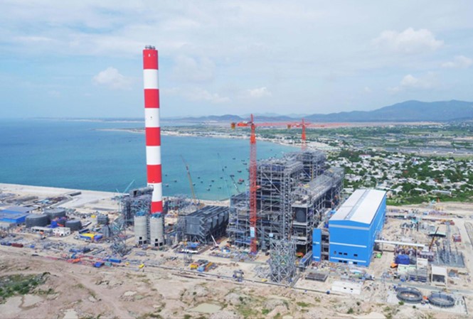 Từ vụ nhận chìm 1 triệu m3 bùn xuống biển: Bình Thuận đề xuất dùng bùn, cát làm kè biển
