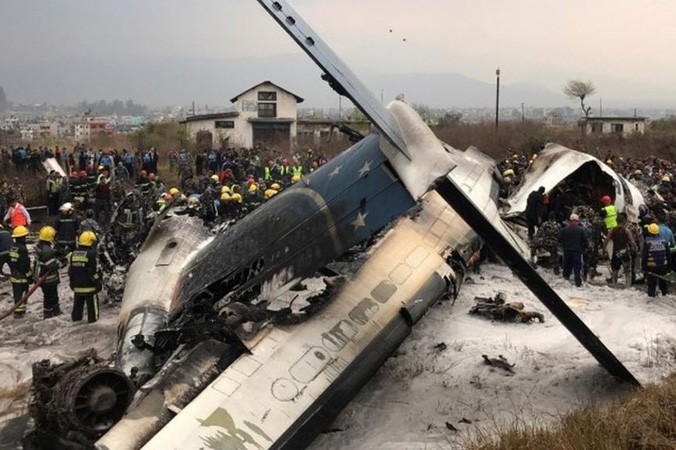 Rơi máy bay ở Nepal, ít nhất 40 người chết