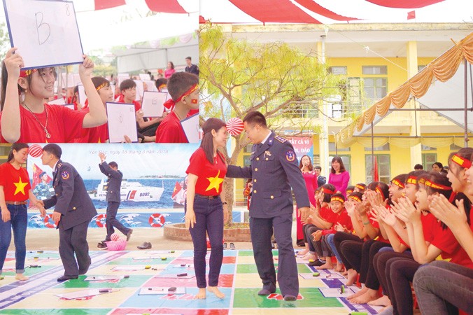 Thầy cô giáo, ĐVTN Cảnh sát biển và các em học sinh trường THCS Yên Bắc (huyện Duy Tiên, Hà Nam) sôi nổi tham gia cuộc thi “Em yêu biển đảo quê hương”. Ảnh: M.L.