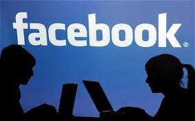 Bê bối Facebook rò rỉ thông tin: Cái giá của miễn phí