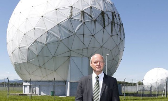 Ông Gerhard Schindler, Giám đốc BND, sẽ về hưu non. Ông bị cho là dính dáng bê bối cho phép trạm theo dõi Bad Aibling do thám giúp NSA. Ảnh: Getty Images