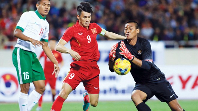 Đánh giá cao Thái Lan, song Công Vinh (giữa) tin rằng cơ hội chiến thắng vẫn là 50-50 nếu ĐTVN gặp Thái Lan ở AFF cup 2016. Ảnh: VSI
