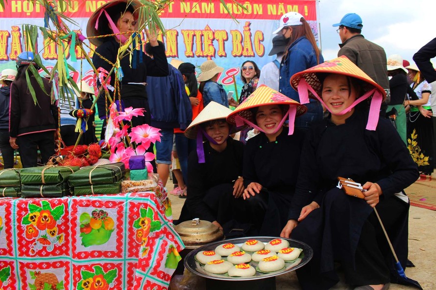 Đầu xuân hằng năm, Krông Năng thường tổ chức Lễ hội văn hóa dân gian Việt Bắc