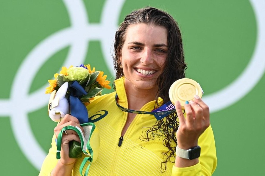 VĐV Australia giành HCV Olympic nhờ... bao cao su