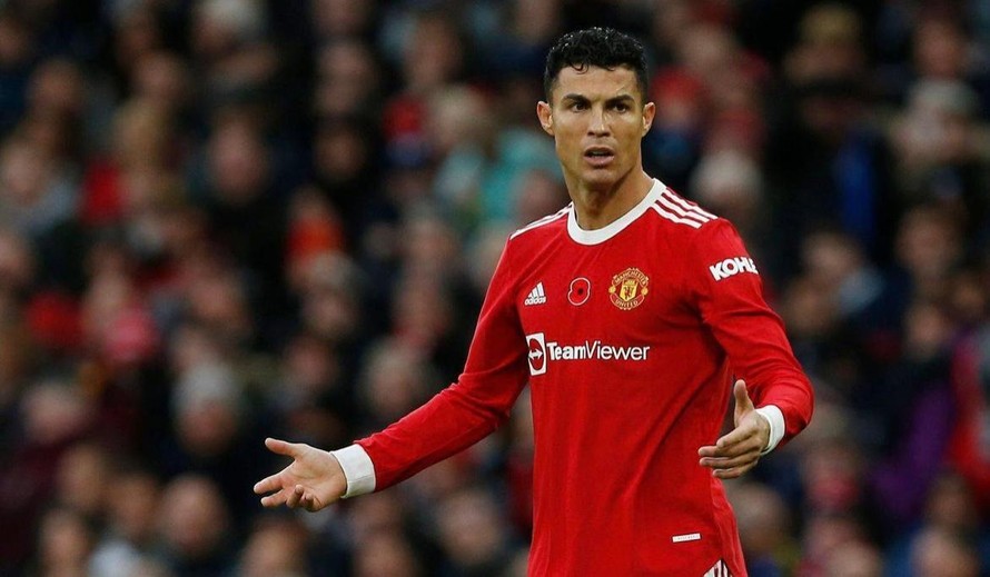 Ronaldo bị gọi là 'đồ hèn' sau pha đạp De Bruyne