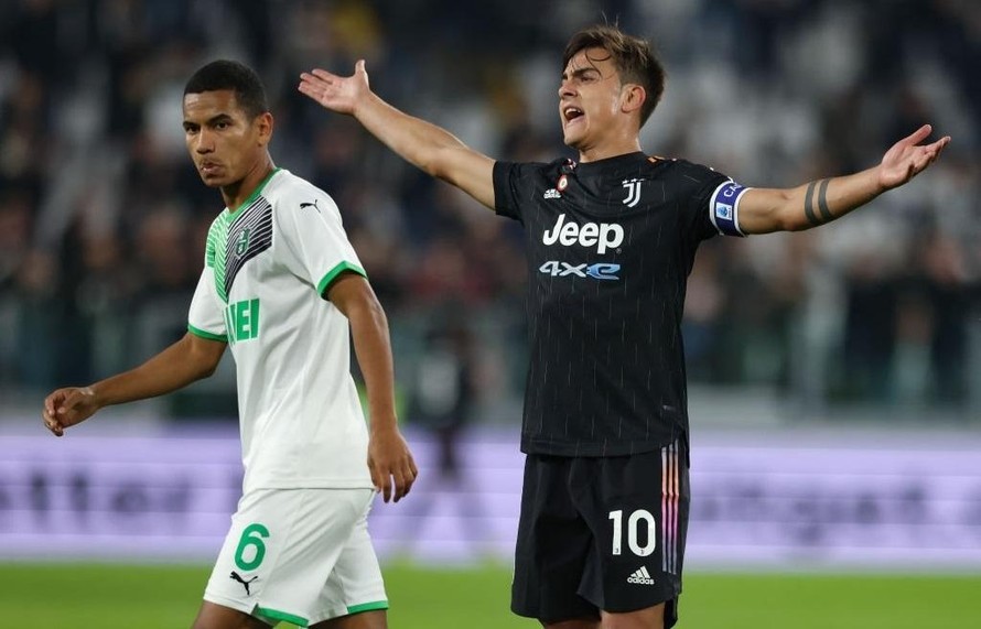 Thua đau phút cuối, Juventus ngày càng xa ngôi đầu Serie A
