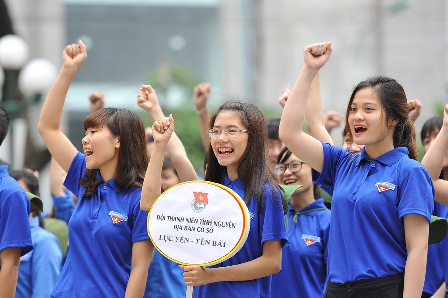 Đội Sinh viên Học viện Thanh thiếu niên Việt Nam tham gia các hoạt động an sinh xã hội. Ảnh: Dương Triều