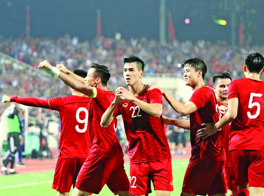 HLV Park Hang Seo đặt mục tiêu giúp đội tuyển Việt Nam giành vé dự vòng loại cuối cùng của World Cup 2022 khu vực châu Á. Ảnh: Như ý