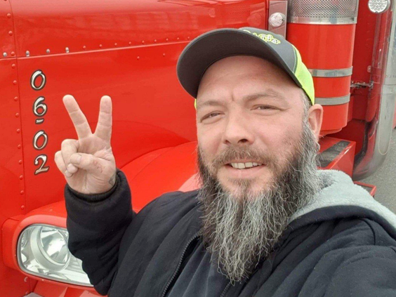 Yohan Flaman, 39 tuổi, tài xế xe tải đường dài