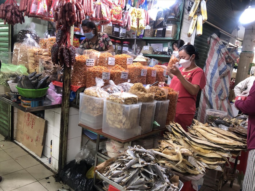 Chợ Nguyễn Tri Phương (Q.10) khi chưa tạm ngừng hoạt động Ảnh: U.P