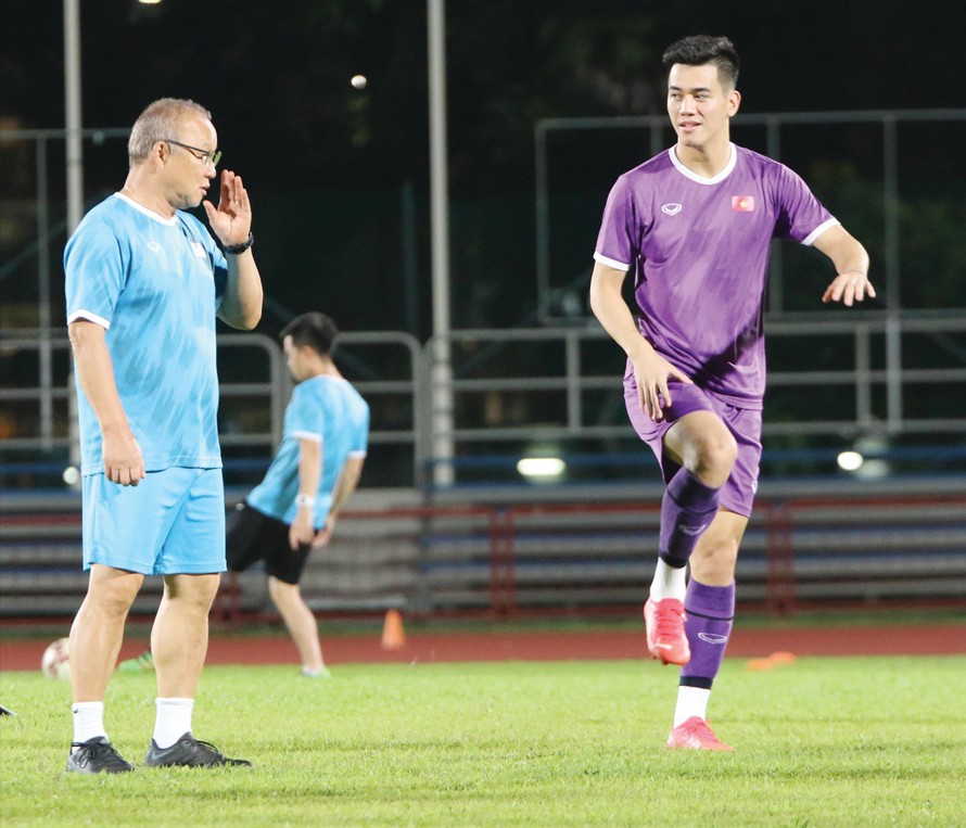 Sau khi lập công mang lại danh hiệu vô địch AFF Cup thứ 2 cho đội tuyển Việt Nam, Tiến Linh tiếp tục chơi thăng hoa dưới sự dẫn dắt của HLV Park Hang-seo Ảnh: Anh Đoàn 