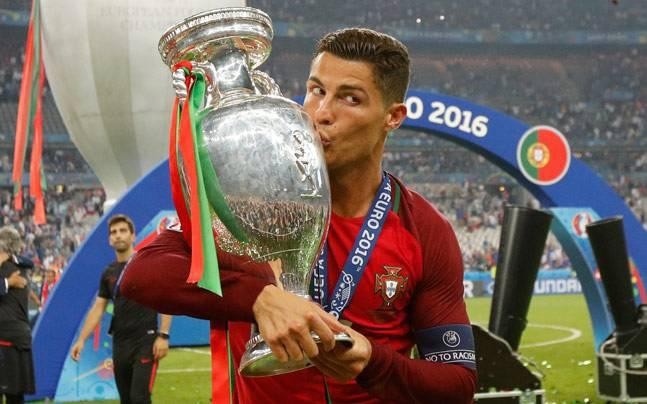 Tiền đạo Ronaldo và tuyển Bồ Đào Nha sẽ bảo vệ ngôi vương tại Euro 2021