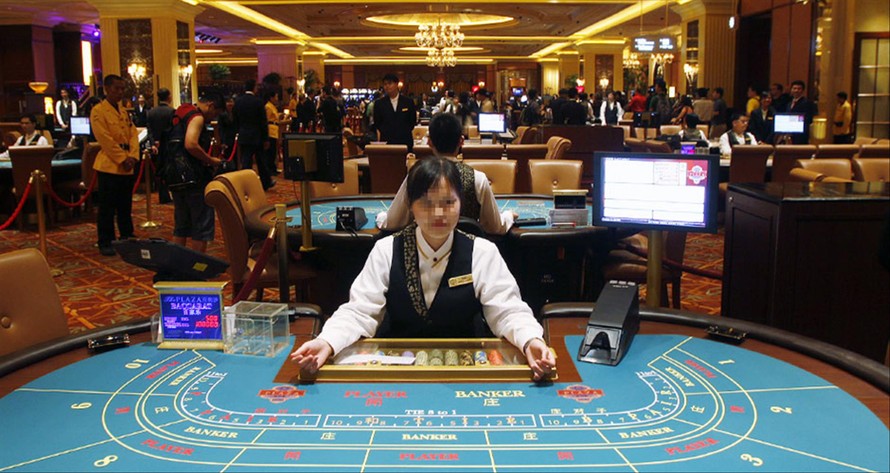 Ở Việt Nam, hiện chỉ có Corona Resort & Casino Phú Quốc thí điểm cho người Việt vào chơi với nhiều điều kiện khắt khe