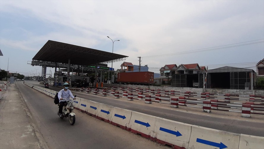 Trạm thu phí BOT quốc lộ 1 tại thị xã Điện Bàn, Quảng Nam thu phí 4 năm nhưng đến nay chưa quyết toán Ảnh: Nguyễn Thành 
