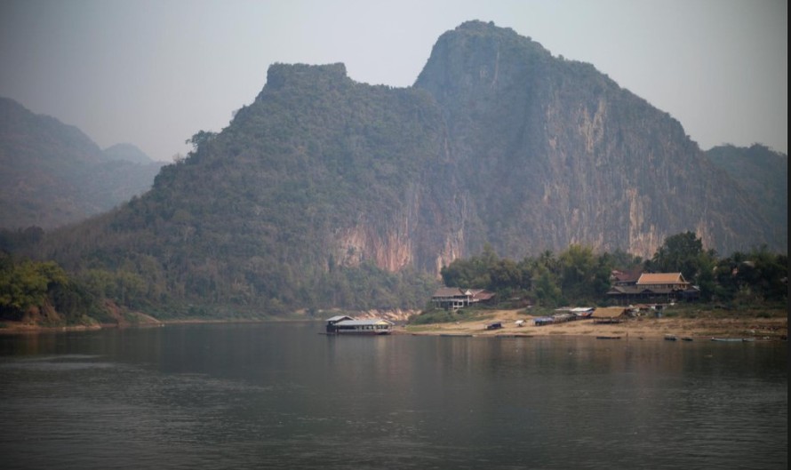 Sông Mekong đoạn chạy qua Luang Prabang, Lào