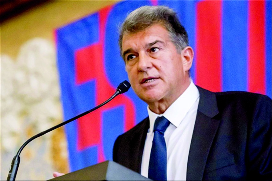 Tân chủ tịch Barcelona Joan Laporta