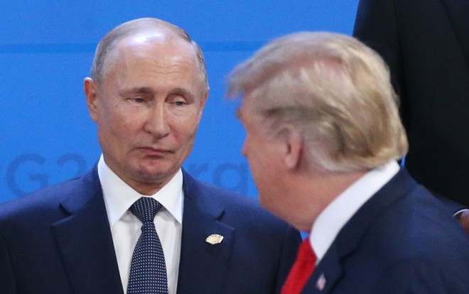 Tổng thống Nga Vladimir Putin và Tổng thống Mỹ Donald Trump tại hội nghị G20 ở Argentina. ảnh: Getty Images 