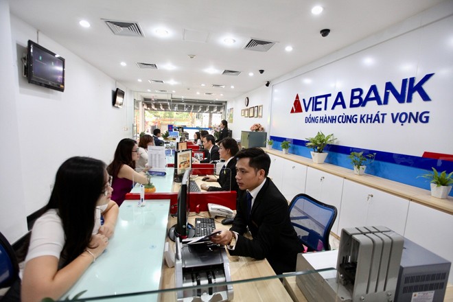 Cơ quan công an đang điều tra vụ rút tiền cho vay cầm cố tại Ngân hàng Việt Á 