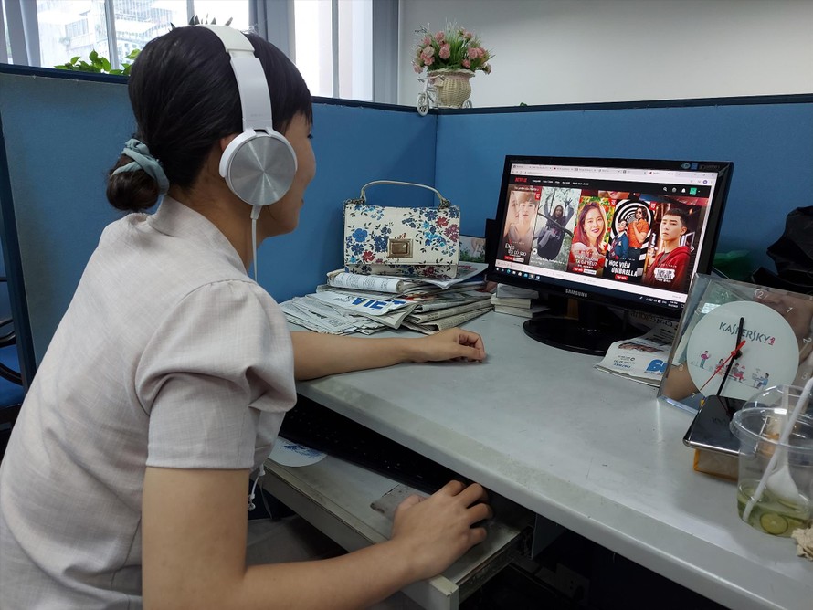 Truyền hình trực tuyến Netflix đang thu hàng trăm tỷ đồng/năm tại Việt Nam nhưng chưa kê khai, nộp thuế 