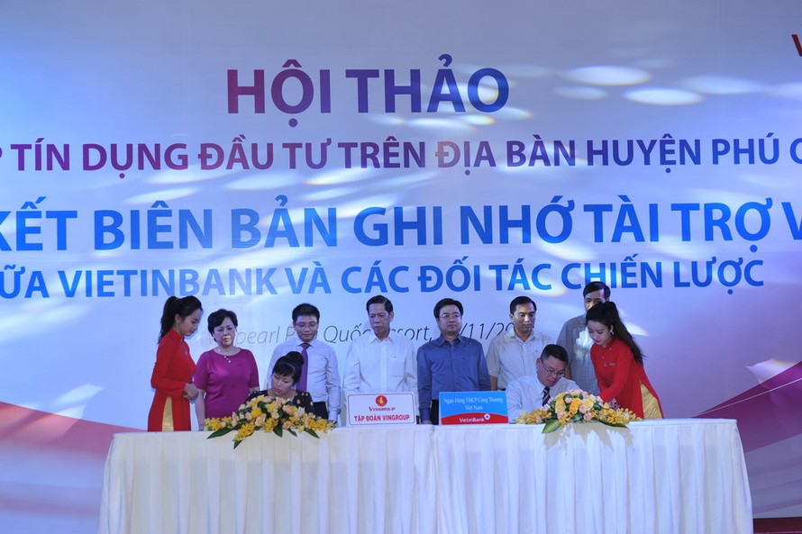 Vietinbank và các đối tác tại lễ ký biên bản ghi nhớ tại Phú Quốc.