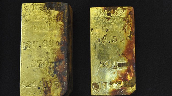 Two of the five gold bars have just been found by the Odyssey company. Photo: Reuters